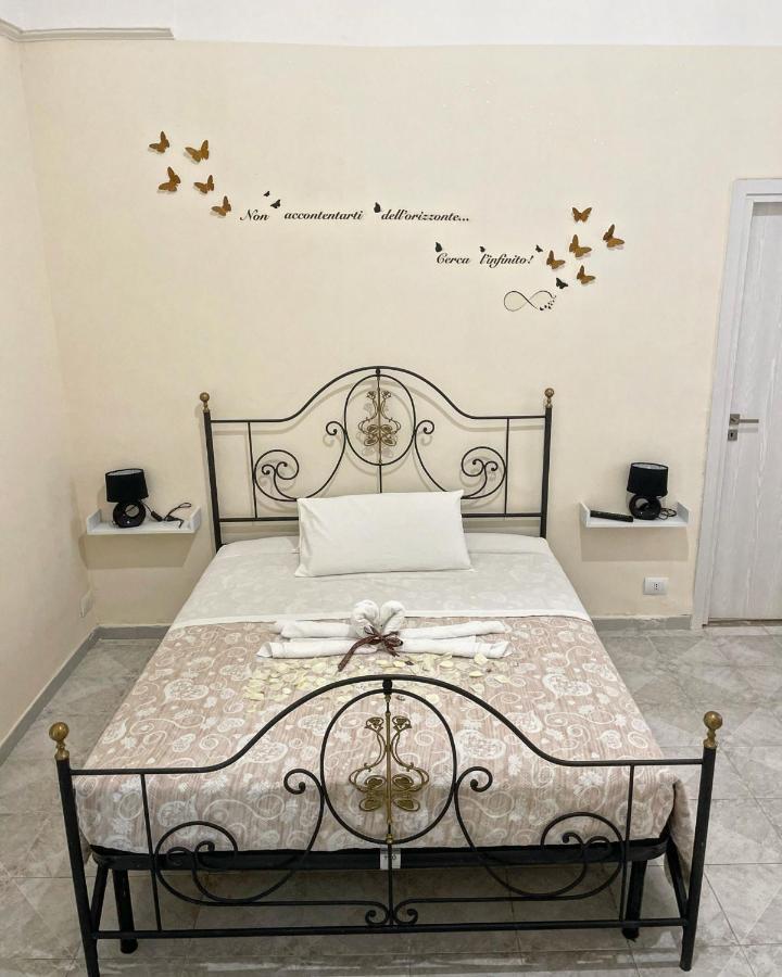 Levante 23 Apartment Brindisi Esterno foto